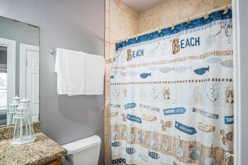 7 Bedroom Home Steps To The Beach With 4 Patios And Pool! Sleeps 20 Port Aransas Buitenkant foto