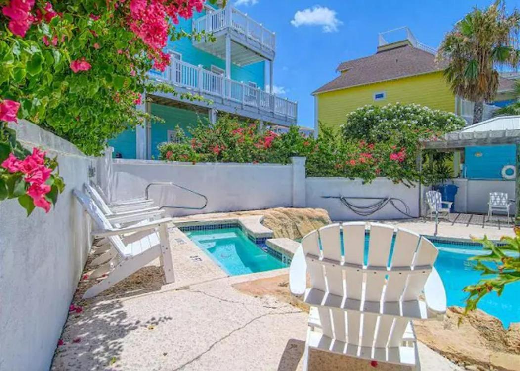7 Bedroom Home Steps To The Beach With 4 Patios And Pool! Sleeps 20 Port Aransas Buitenkant foto