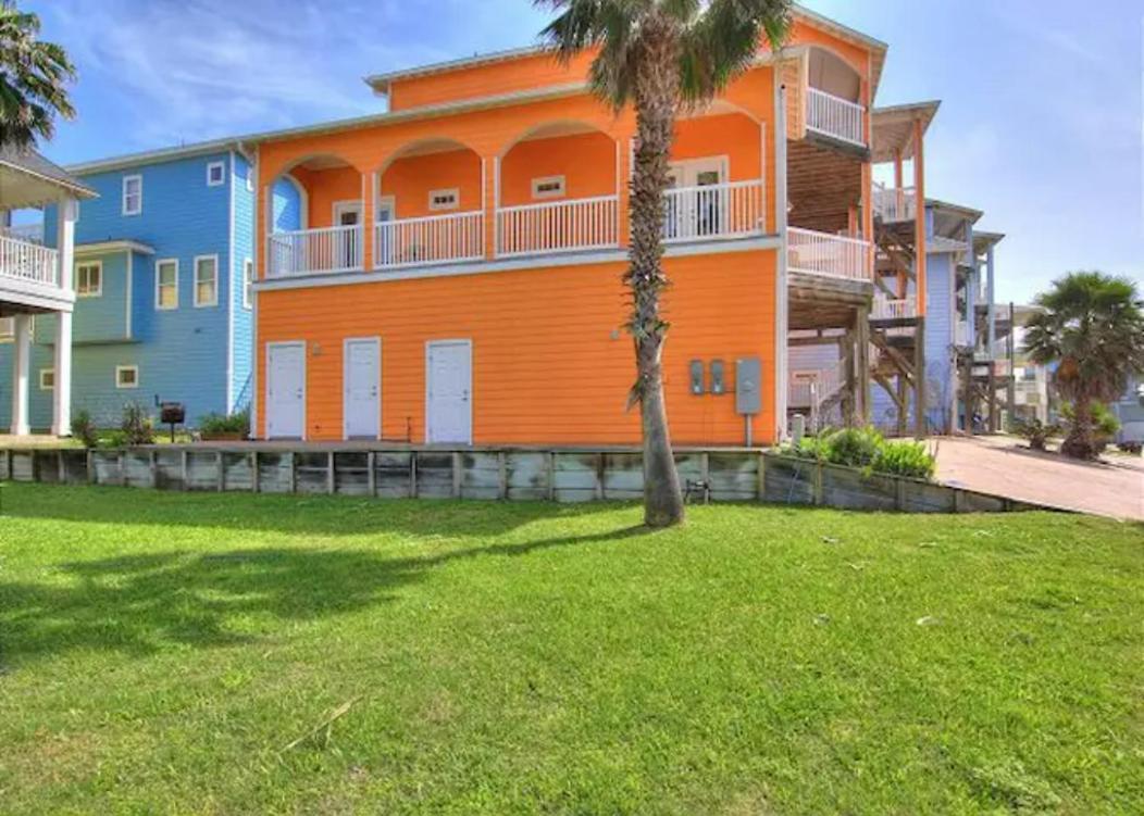 7 Bedroom Home Steps To The Beach With 4 Patios And Pool! Sleeps 20 Port Aransas Buitenkant foto