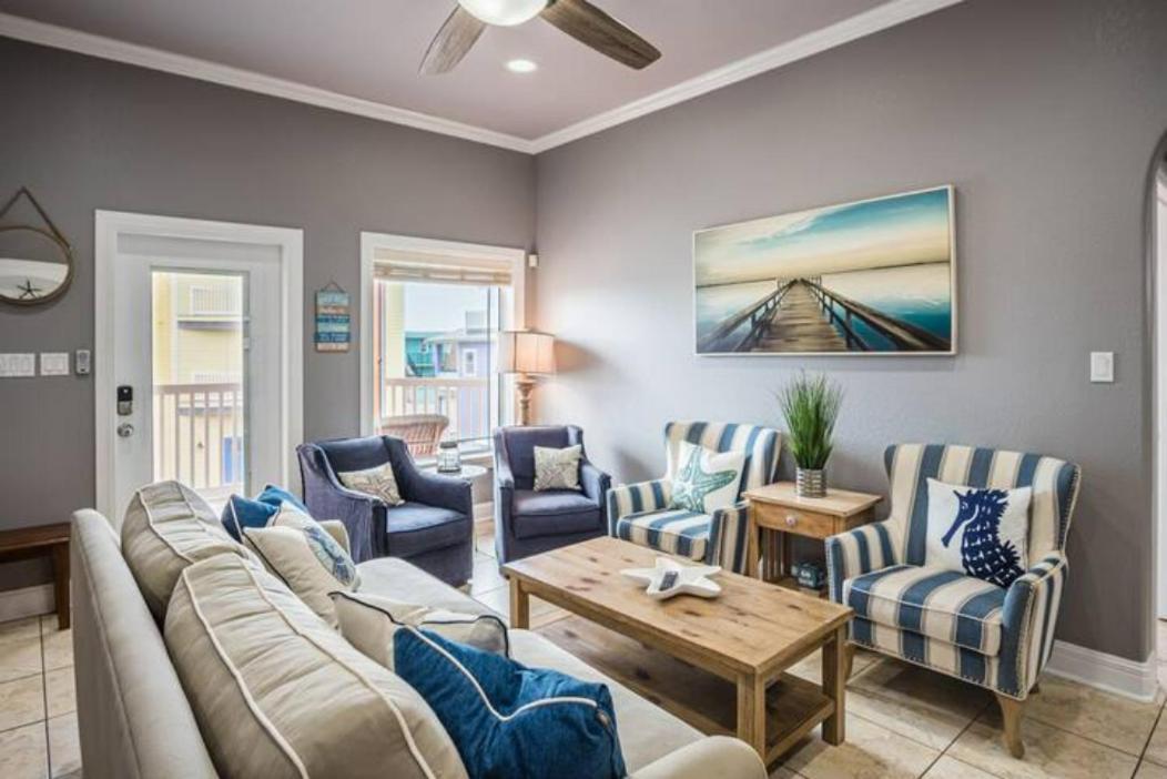 7 Bedroom Home Steps To The Beach With 4 Patios And Pool! Sleeps 20 Port Aransas Buitenkant foto